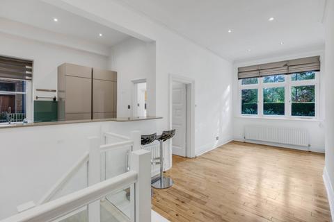 4 bedroom terraced house to rent, Shepherds Hill, N6