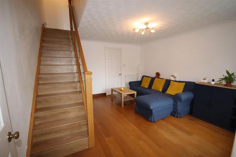 undefined, Tamarin Gardens, Cambridge CB1