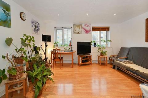 undefined, Mast House Terrace, Isle of Dogs, E14