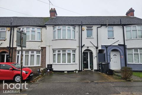 3 bedroom terraced house for sale, Gardenia Avenue, Luton