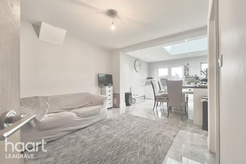 3 bedroom terraced house for sale, Gardenia Avenue, Luton