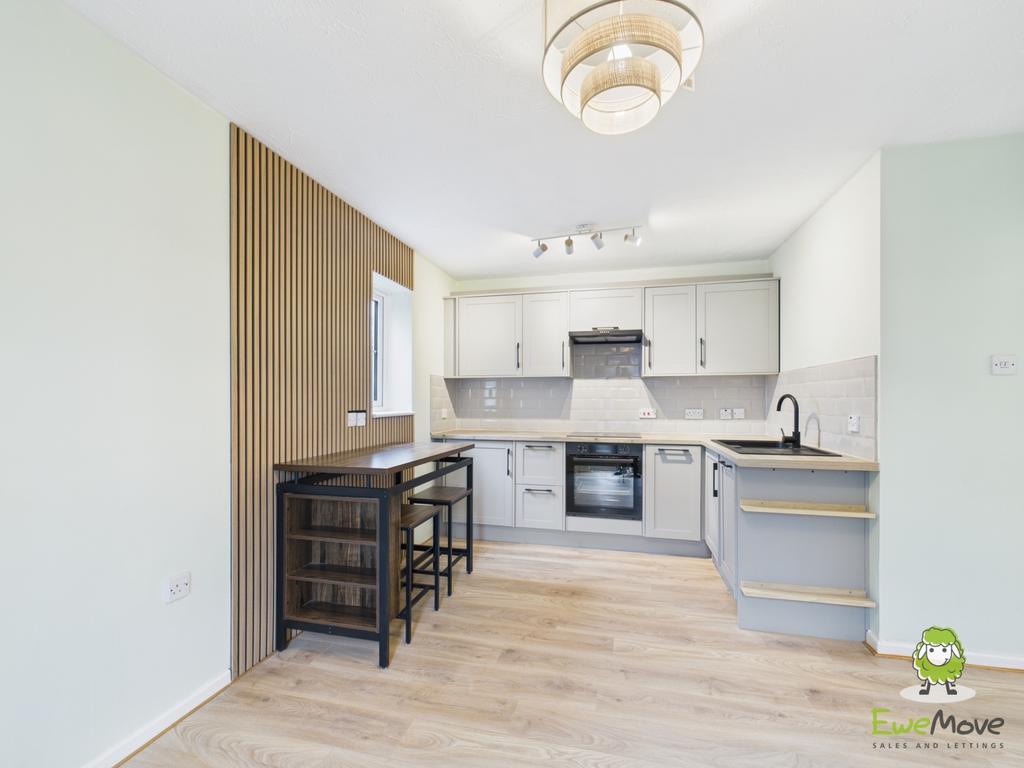 Ewe Move Estate Agents Basingstoke - Gander Drive -