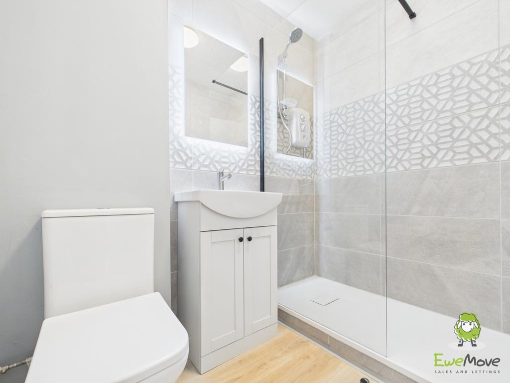 Ewe Move Estate Agents Basingstoke - Gander Drive -
