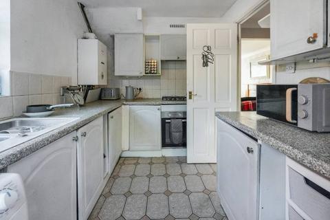 undefined, Larchdale Close, Whitby CH66