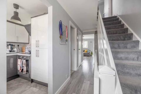 undefined, Mead Avenue, Langley SL3
