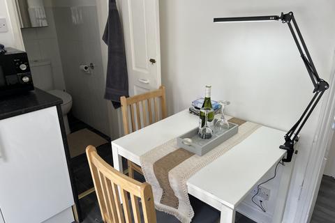 1 bedroom flat to rent, London, SE13 7SW