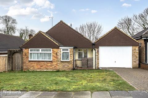 4 bedroom bungalow for sale, Foyle Park, Basingstoke, Hampshire, RG21