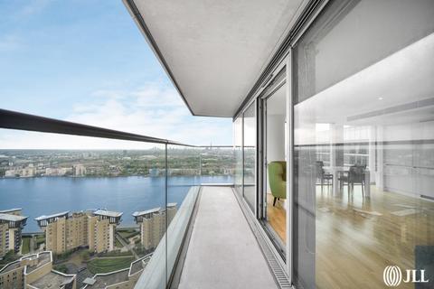2 bedroom flat to rent, Landmark East Tower, Marsh Wall E14
