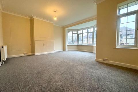 undefined, Oakwood Close, London, N14