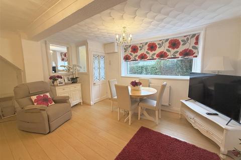 undefined, Dare Road, Aberdare CF44