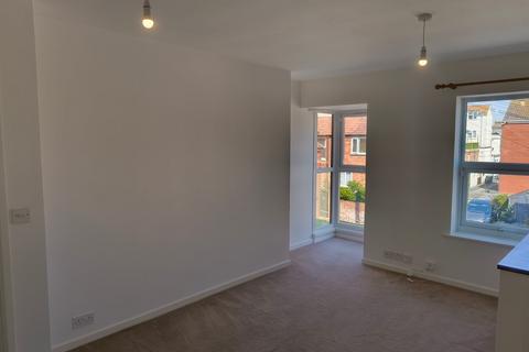 1 bedroom flat to rent, College Street, Burnham On Sea, Somerset, TA8
