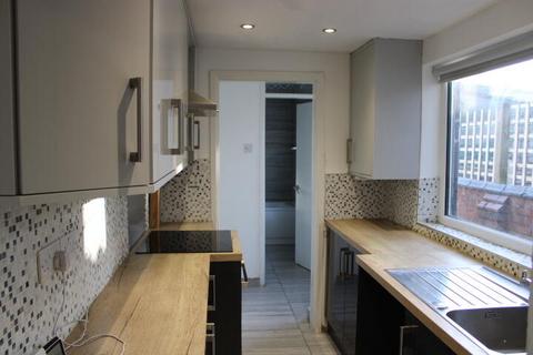 2 bedroom terraced house to rent, Mount Street, Nuneaton CV11