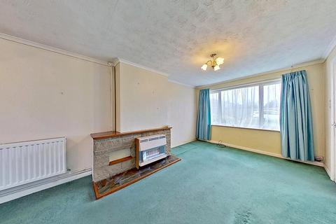 3 bedroom semi-detached house for sale, Hunters Chase, Herne Bay, CT6 7BD