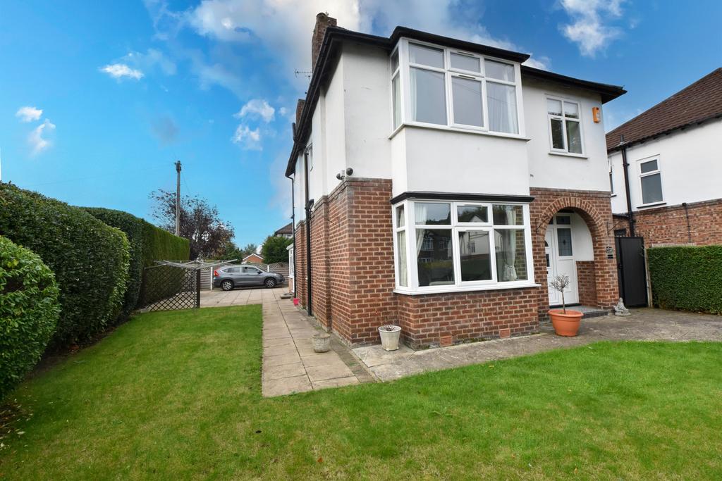 3 bed detached house to rent