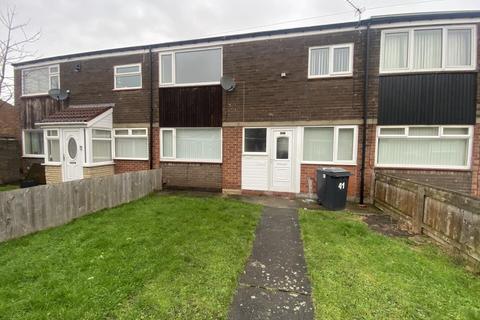 3 bedroom terraced house to rent, Gibbons Walk, South Shields