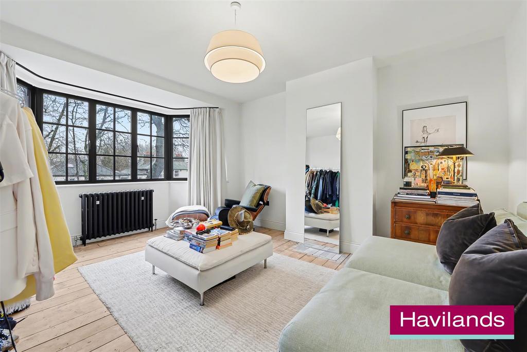 Winchmore Hill Road N21 1 QR-17.jpg