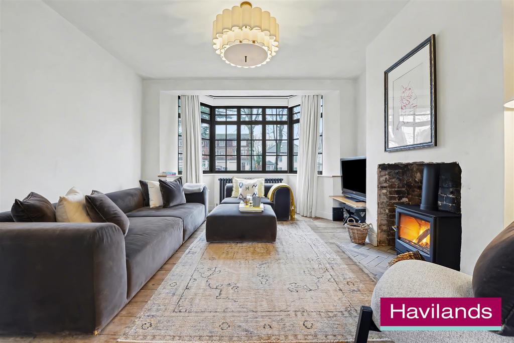 Winchmore Hill Road N21 1 QR-13.jpg