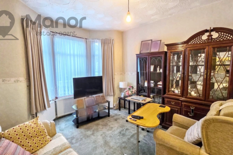 3 bedroom terraced house for sale, Little Ilford Lane, Manor Park, E12 5PW