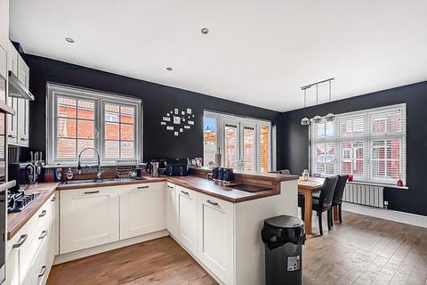 undefined, Duxbury Close, Stonehouse GL10