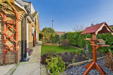 4 bedroom bungalow for sale, Sunningdale Drive,  Thornton-Cleveleys, FY5