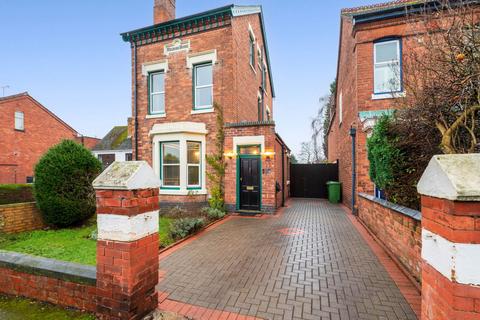 4 bedroom detached house for sale, Bewdley Hill, Kidderminster DY11