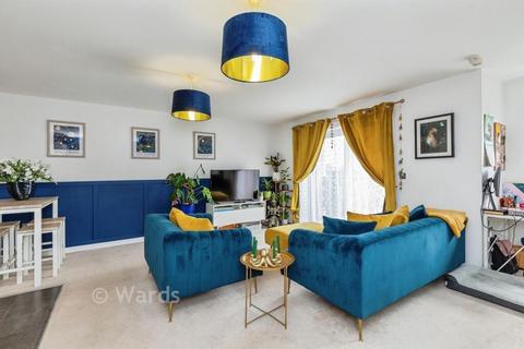 2 bedroom apartment for sale, Station Road, Strood, Rochester, Kent