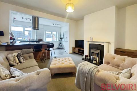 3 bedroom coach house to rent, Lilac Grove, Beeston NG9