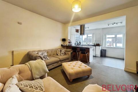 3 bedroom coach house to rent, Lilac Grove, Beeston NG9