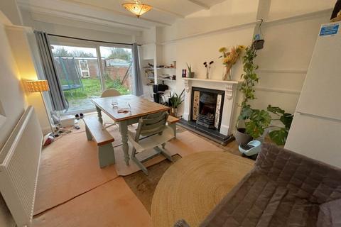 4 bedroom house to rent, Nevill Road, Hove, East Sussex