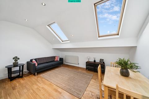 1 bedroom flat to rent, Helix Road, London
