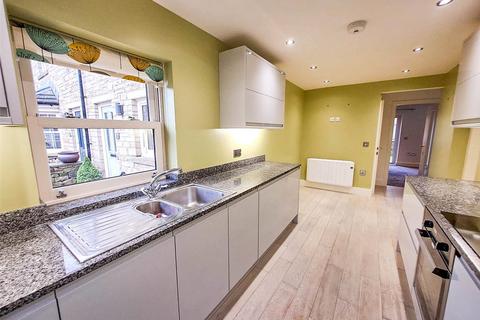 3 bedroom end of terrace house to rent, Priory Close, Redmire Leyburn, DL8 4