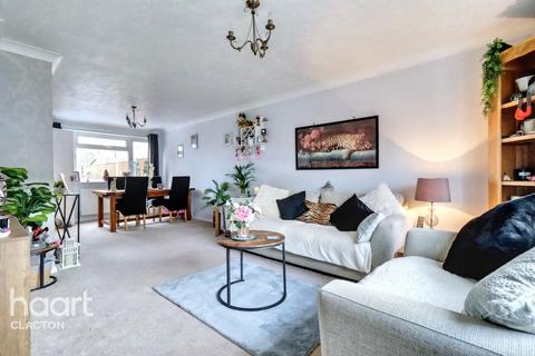 3 bedroom terraced house for sale, Ryde Avenue, Clacton-On-Sea