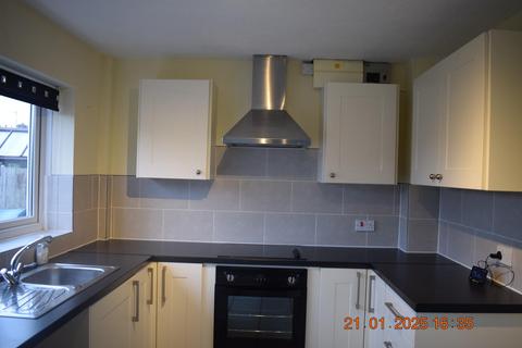 2 bedroom semi-detached house to rent, Orford Rise, Nuneaton CV10