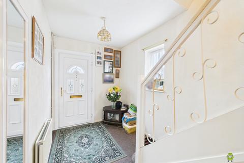 3 bedroom semi-detached house for sale, Faygate Crescent, Bexleyheath, Kent, DA6