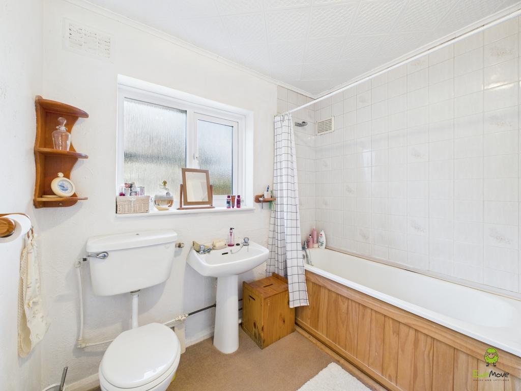 Presented by Robert at Ewe Move Bexleyheath and Dar