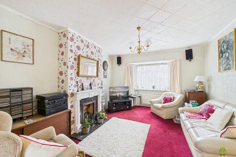 3 bedroom semi-detached house for sale, Faygate Crescent, Bexleyheath, Kent, DA6