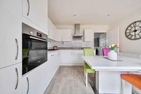 3 bedroom semi-detached house for sale, Fieldfare Gardens, Yatton, BS49