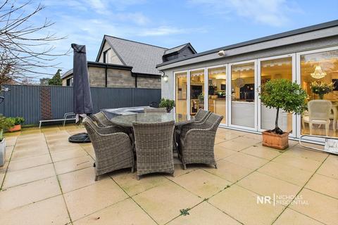 undefined, West Ewell KT19