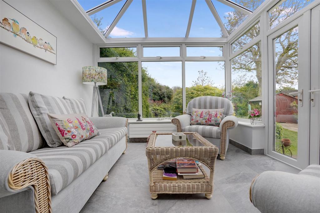 Conservatory 1.jpg