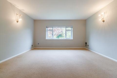 2 bedroom flat to rent, Courtleigh Manor, Lady Margaret Road, Sunningdale, Berkshire
