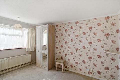 2 bedroom detached bungalow for sale, Stirling Avenue, Seaford