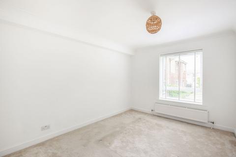 undefined, Chiltern Park Avenue, Berkhamsted HP4
