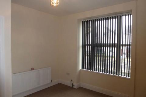 1 bedroom flat to rent, Oak Terrace, Carmarthen, Carmarthenshire