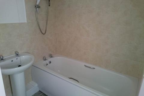 1 bedroom flat to rent, Oak Terrace, Carmarthen, Carmarthenshire