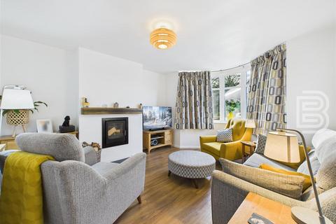 4 bedroom semi-detached house for sale, Shakespeare Gardens, Rugby CV22