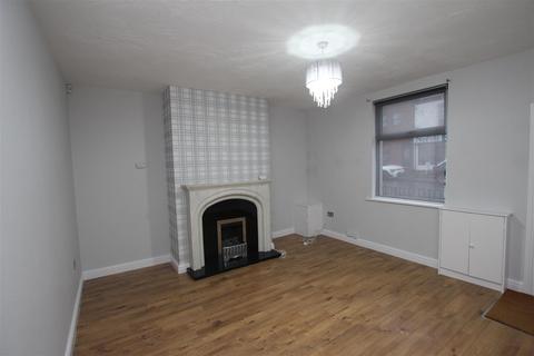 2 bedroom terraced house to rent, Church Street, Bolton BL5