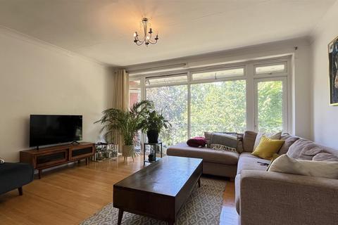 2 bedroom flat to rent, Devonshire Avenue, Sutton SM2