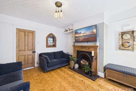 2 bedroom terraced house for sale, Cunliffe Walk, Wrexham