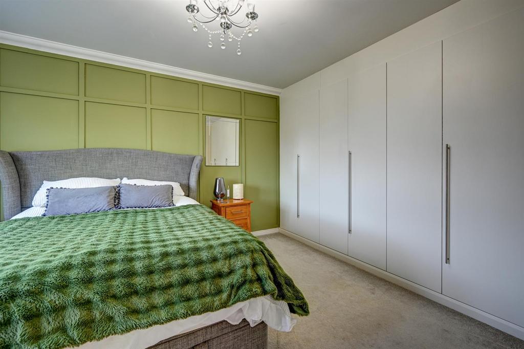 Bedroom 1 wardrobes.jpg