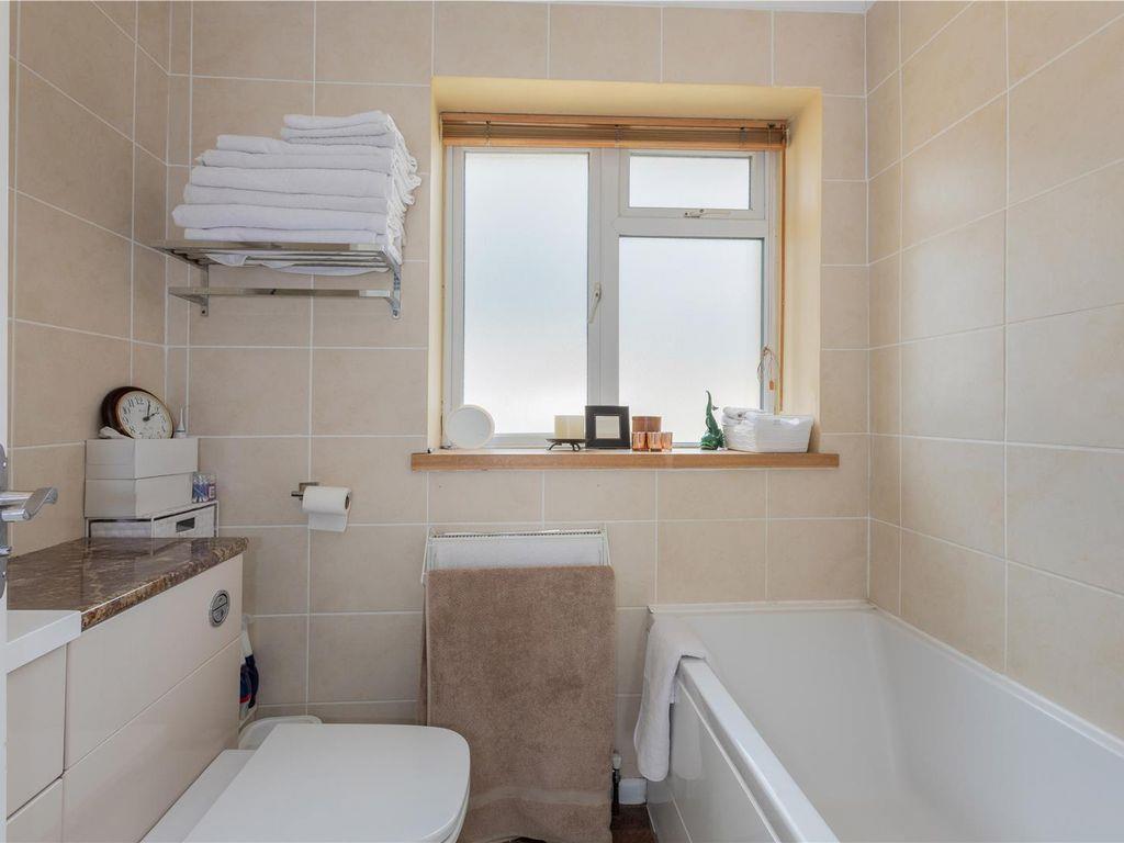 52 Abbotts-New Bathroom.jpg